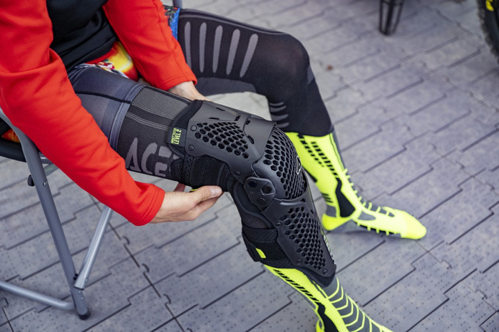 Acerbis Knieschützer Gorilla Motocross Enduro MTB Paar